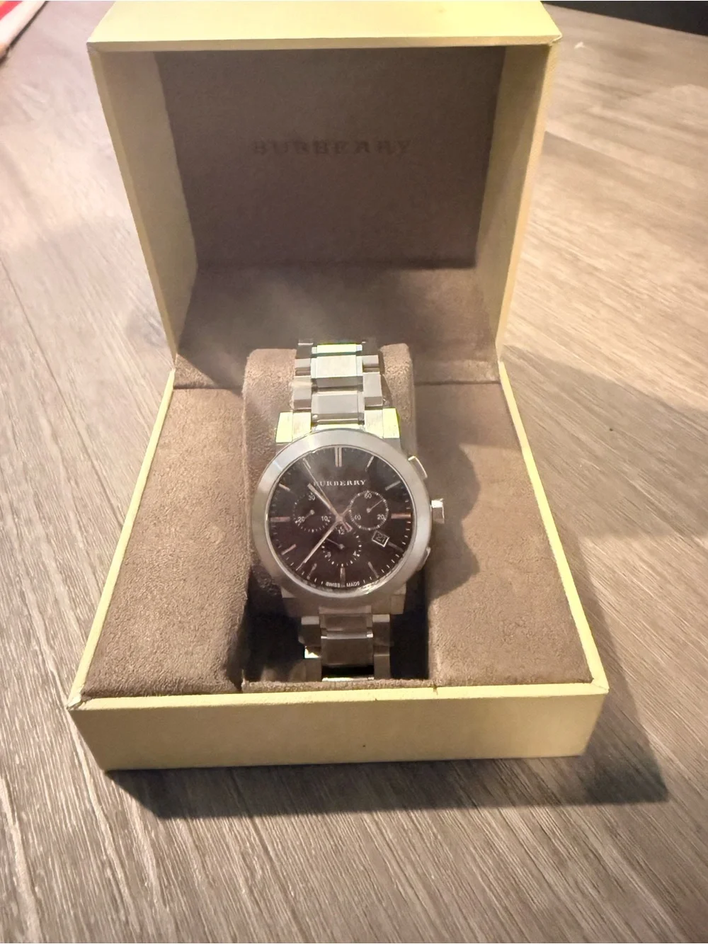 Burberry Cream Box with Silver Equestrian Logo